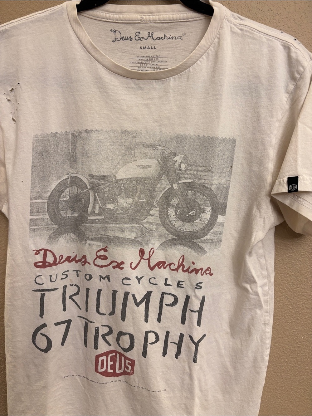 Deus Ex Machina Small Off-White Triumph Motorcycle Graphic Short Sleeve Tee